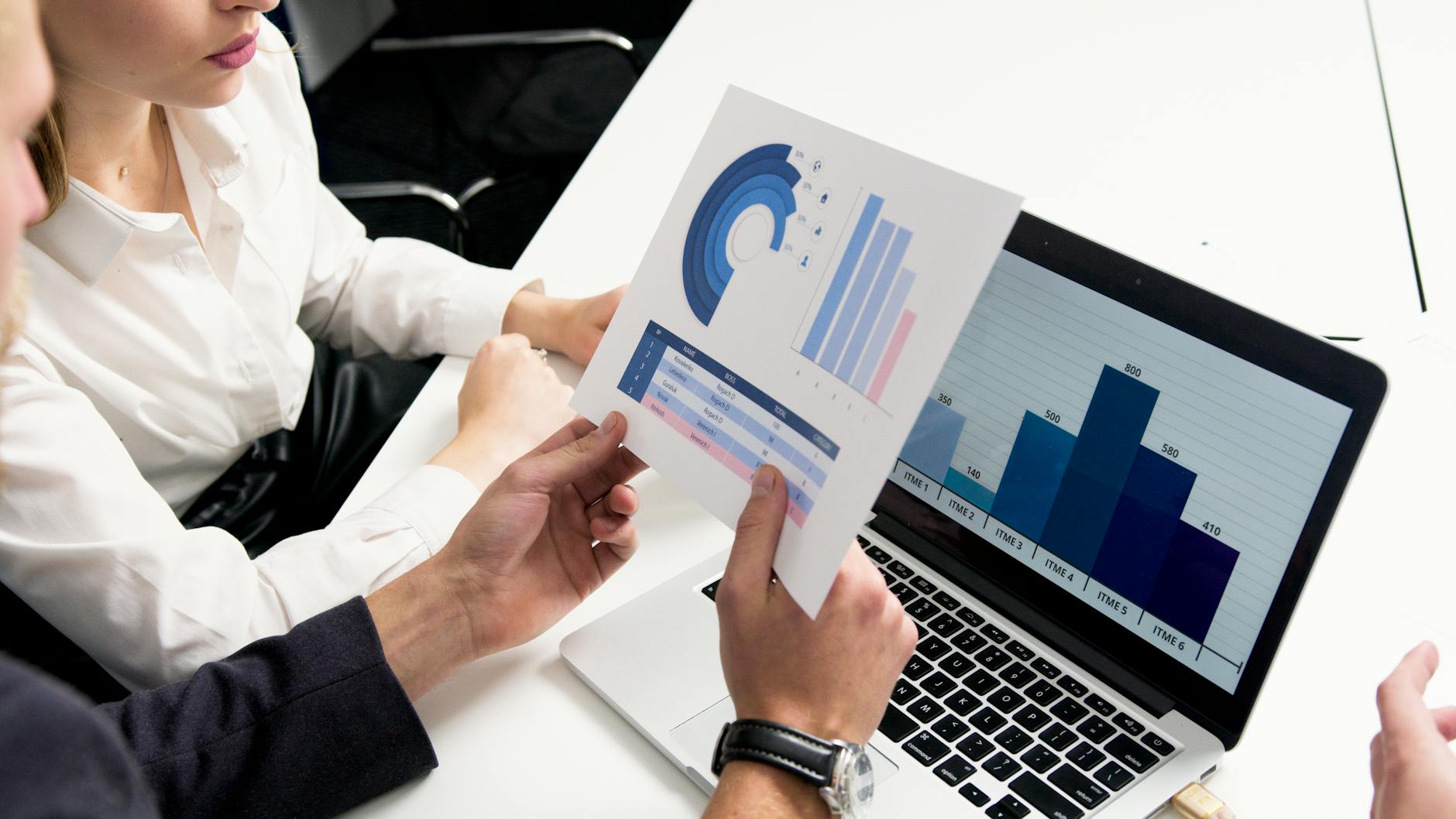 Como Investir em Fundos que Prosperam Globalmente 7 Estratégias para Lucrar 1 7 Estratégias para Lucrar: Como Investir em Fundos que Prosperam Globalmente